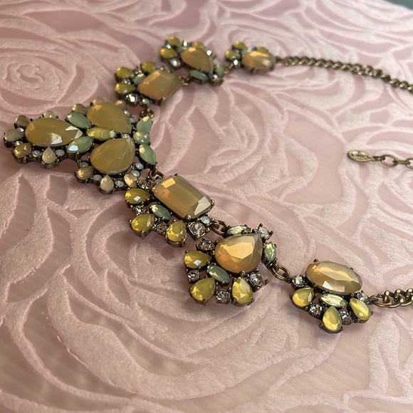 Vintage Loft Statement Necklace - Picture 4 of 6